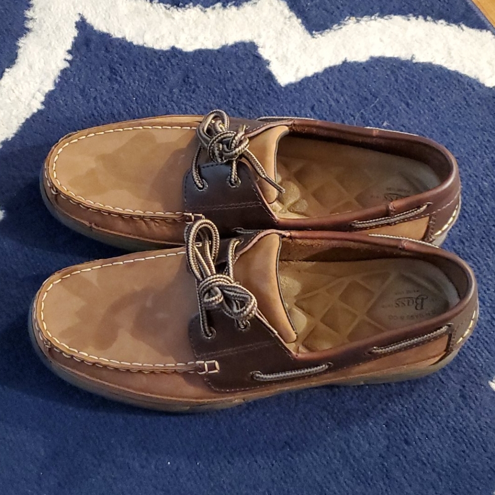 Bass lewis boat shoes size 10